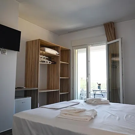 Costa Varda 3*
