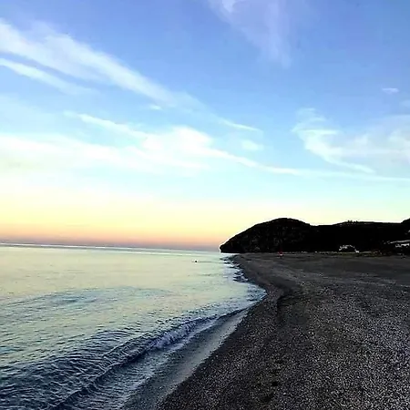 Costa Varda *